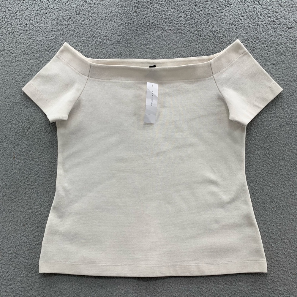Ann Taylor NWT Ivory Cream Off The Shoulder Knit Sweater Top Blouse Size L